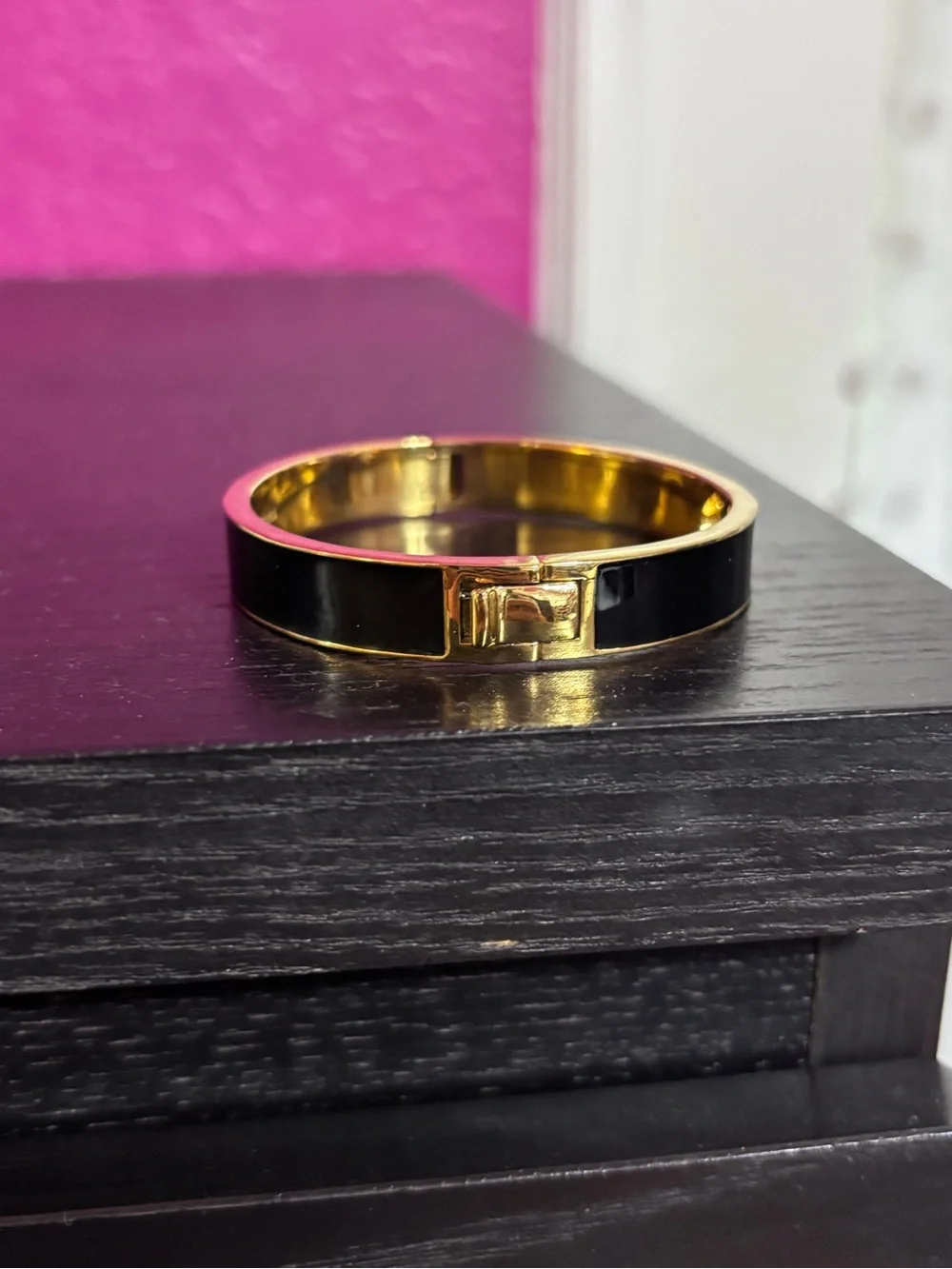 Kate Spade Black Enamel & Gold Spade Cutout Bangle